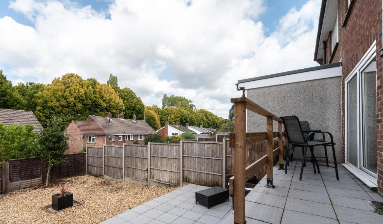 3 Bedrooms House Ideal For Long Stays! Southampton Zewnętrze zdjęcie