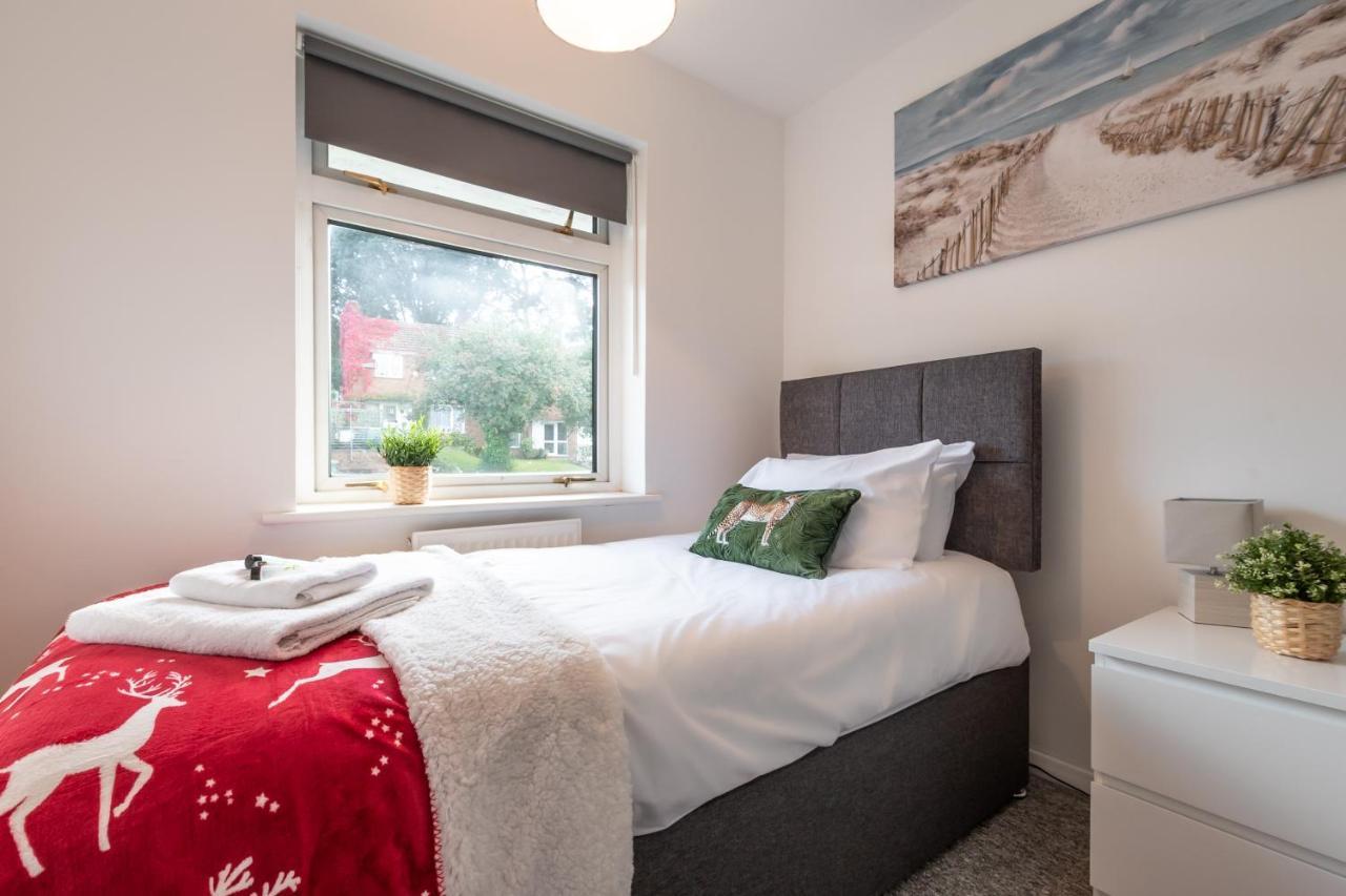 3 Bedrooms House Ideal For Long Stays! Southampton Zewnętrze zdjęcie